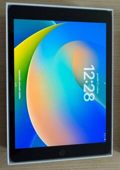 Prodám Apple iPad 10.2" (2021), 64 GB, Wi-Fi, Space Grey - 2