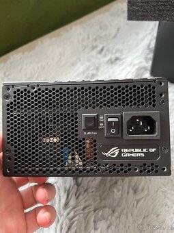 Predám nový zdroj ASUS ROG THOR 850W Platinum II - 2