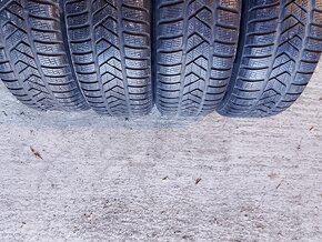 Plechové disky 6,5x16 5x112 et41 + zimní 215/60/16 Pirelli - 2