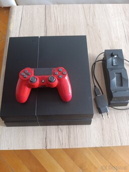 Prodám PS 4 1TB - 2