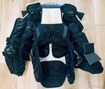 Brankářská vesta CCM AXIS 2 PRO SR. - 2
