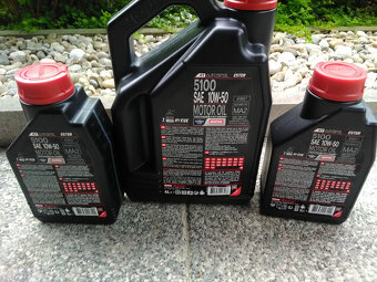 Motul 5100 10W-50 - 5 litrů, 150.- Kč/litr - 2