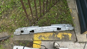 Tažné zařilzení bajonet BMW e39 - 2