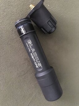 Svítilna Night-Ops USA - GLADIUS, LED, PC 6.000 Kč - 2