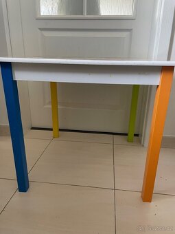 Dětský stůl a 2x židle - 2