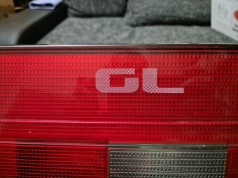 pravé vnitřní světlo Seat Toledo GL 1L0945108L - 2