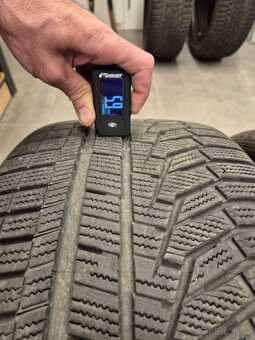 Hankook Winter icept evo2 275/35 R19 zimní - LETNÍ CENA - 2