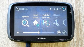 GPS Navigace TomTom s doživotní aktualizací map - 2