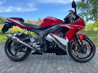 Yamaha YZF-R6 (2005) 88kw - 2