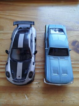 Modely 1:43 Porsche 911 gt2 rs, ford mustang gt - 2