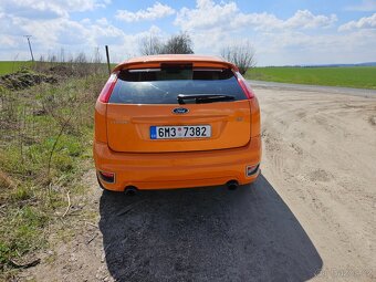 Ford Focus ST 166kw Electric Orange - 2