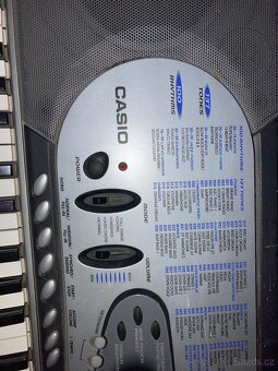 Casio CTK573 a CASIO CTK500 - 2