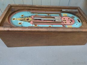 Starý hrací automat - 2