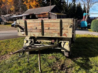 valník za v3s,traktor - 2