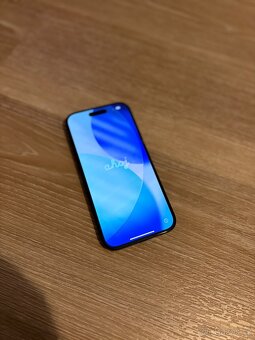 Apple iPhone 15 256 GB - 2