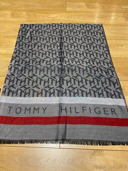 Šála Tommy Hilfiger - 2