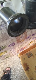 Trubka na závěsný záchod. - 2