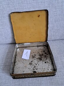 starožitné krabice od cigaret + 1 od pastilek - 2