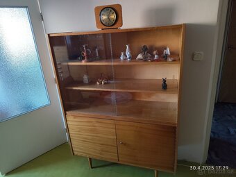 Daruji starší zachovalý nábytek za odvoz - 2