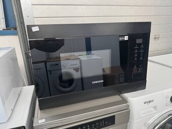 Samsung MG22M8254AK Nové - 2