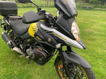 SUZUKI DL-650 V-strom XT 2017 – TOP stav - 2