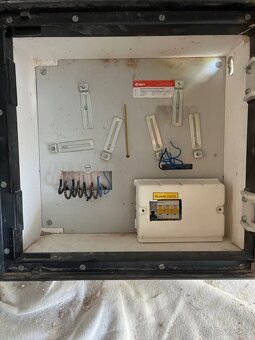 Elektroměrový rozvaděč DCK ER212/KVP7P - 2