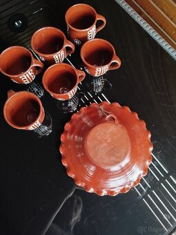 Keramická sada talíře s ouškem a 6ti hrníčky - 2