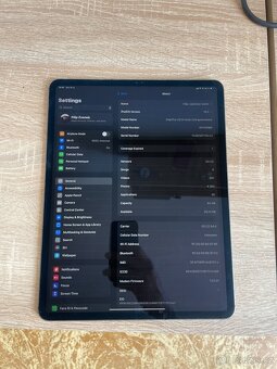 Apple iPad pro 12.9inch 3.generace 2018 64Gb WIFI+Cellular - 2