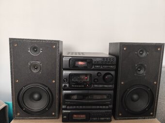 Věž Pioneer a bedny Sony - 2