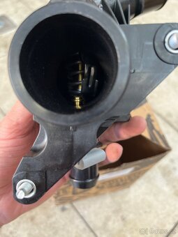 Termostat, chladivo ET ENGINETEAM ED0225 FORD - 2