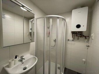 K pronájmu útulný a plně vybavený byt 1+kk o rozloze 30 m² v - 2