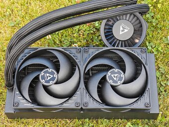 Vodní chlazení ARCTIC Liquid Freezer III - 240 - 2