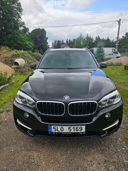 BMW X5 3,0 x Drive 30d-tažné na 2700kg Top stav – 94 tis. Km - 2