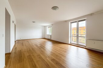 Pronájem bytu 4+1, 104 m2 - Most - J. V. Sládka, ev.č. 00741 - 2
