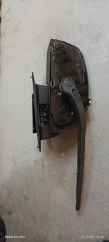 Zadní motorek stěrače s ramenkem - 2