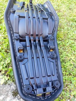 Sedlo na BMW f 850 gs - 2