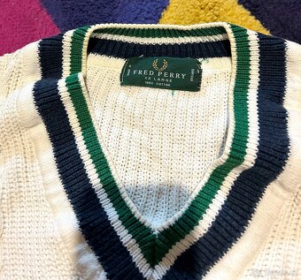 FRED PERRY  PÁNSKÝ ELEGANTNÍ TEPLÝ V NECK SVETR XXL LARGE - 2