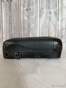 Grip na Nikon D750 - 2