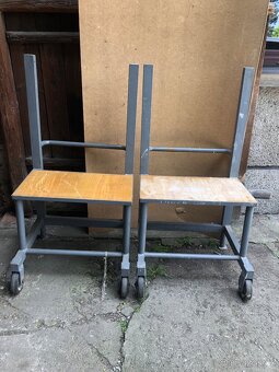 Pojízdné stojany - 2