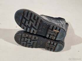 Prodám dětské gumáky velikost 34/35 - 2