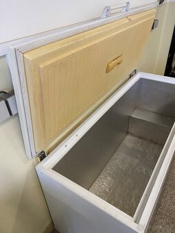 Prodám pultový mrazák Electrolux 500 l - 2