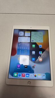 IPad 8, 32GB - 2