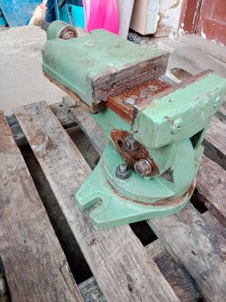 Strojní svěrák - 2