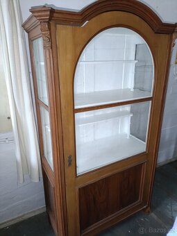 Staré letité skříně - 2