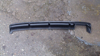 BMW E36 difuzor zadního nárazníku. - 2