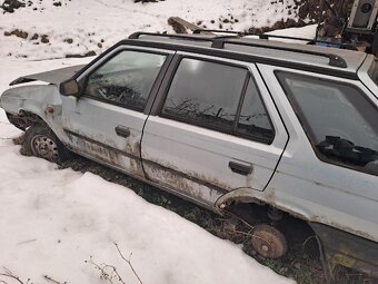 Škoda Forman Silver Line havarovaný - 2