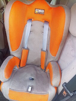 prodej 2 autosedačky - 2