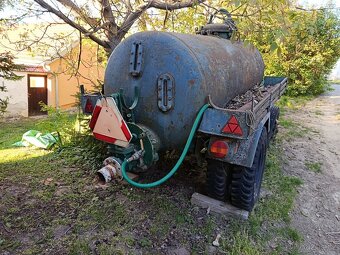 Fekál za traktor. - 2