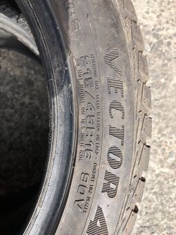 Zimní pneu 215/45/16 - 2