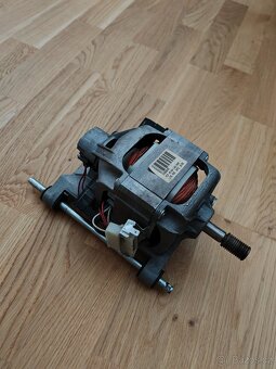 Motor z pracky - 2